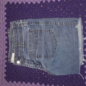 FLAP POCKET OLD NAVY DENIM SHORTS womens 4 small, medium wash, medium rise